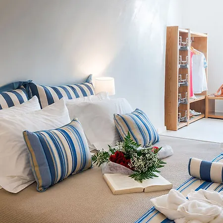 Отель Elite Luxury Ия