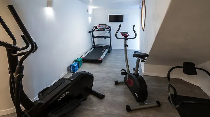 Elite Luxury Hotell 5*